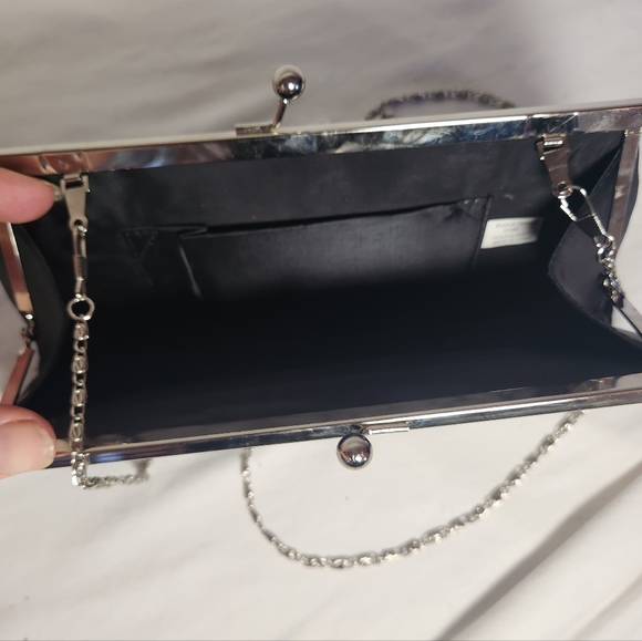 NWT! 🔖BIJOUX TERNER black satin clutch bag - Picture 8 of 14